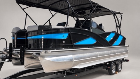 Studio view of Massimo T-25 Exterior