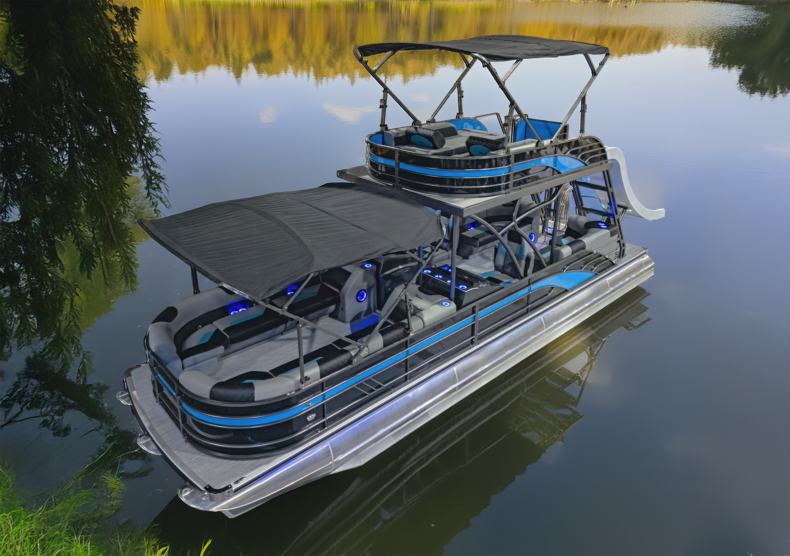T30_DoubleDecker_media_LS-1