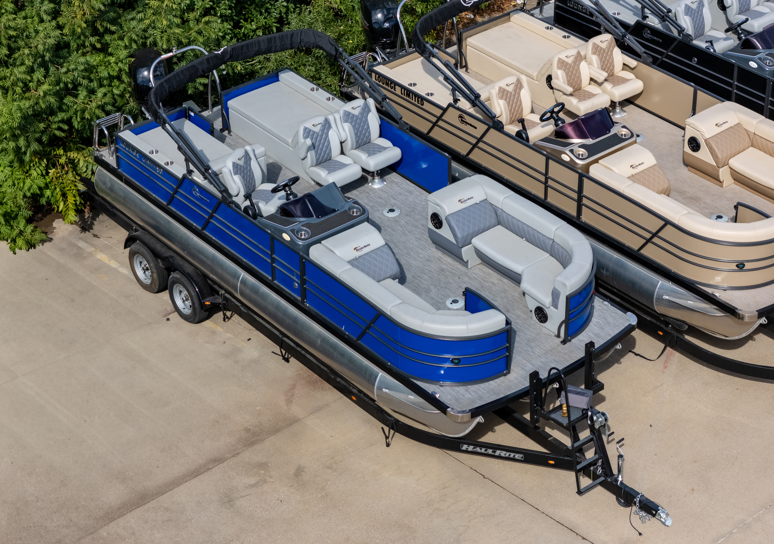 2024 T-24 Limited Lounge Tritoon - Blue / Gray - 150HP | 20242