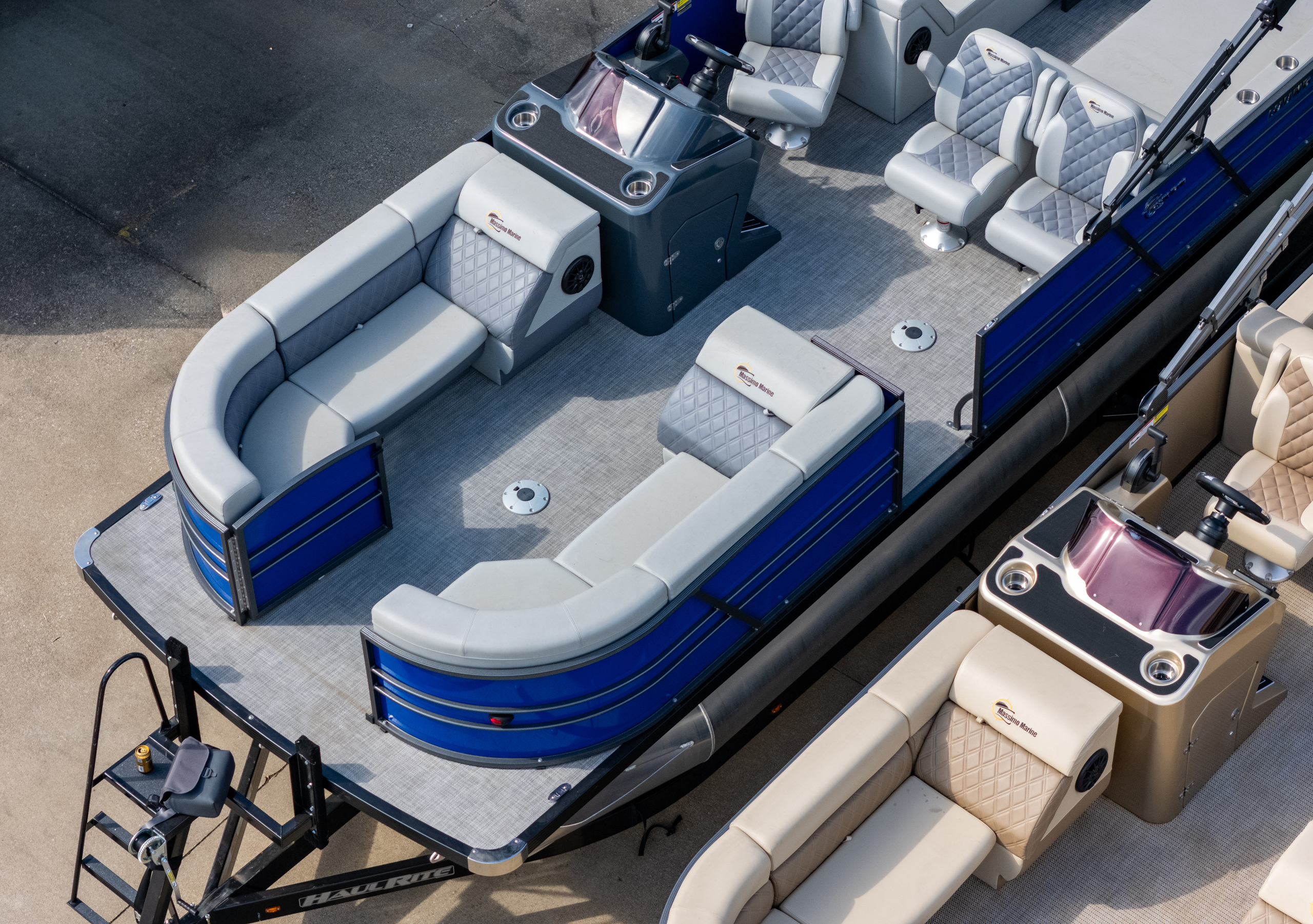 2024 T-24 Limited Lounge Tritoon - Blue / Gray - 150HP | 20242 - Image 5