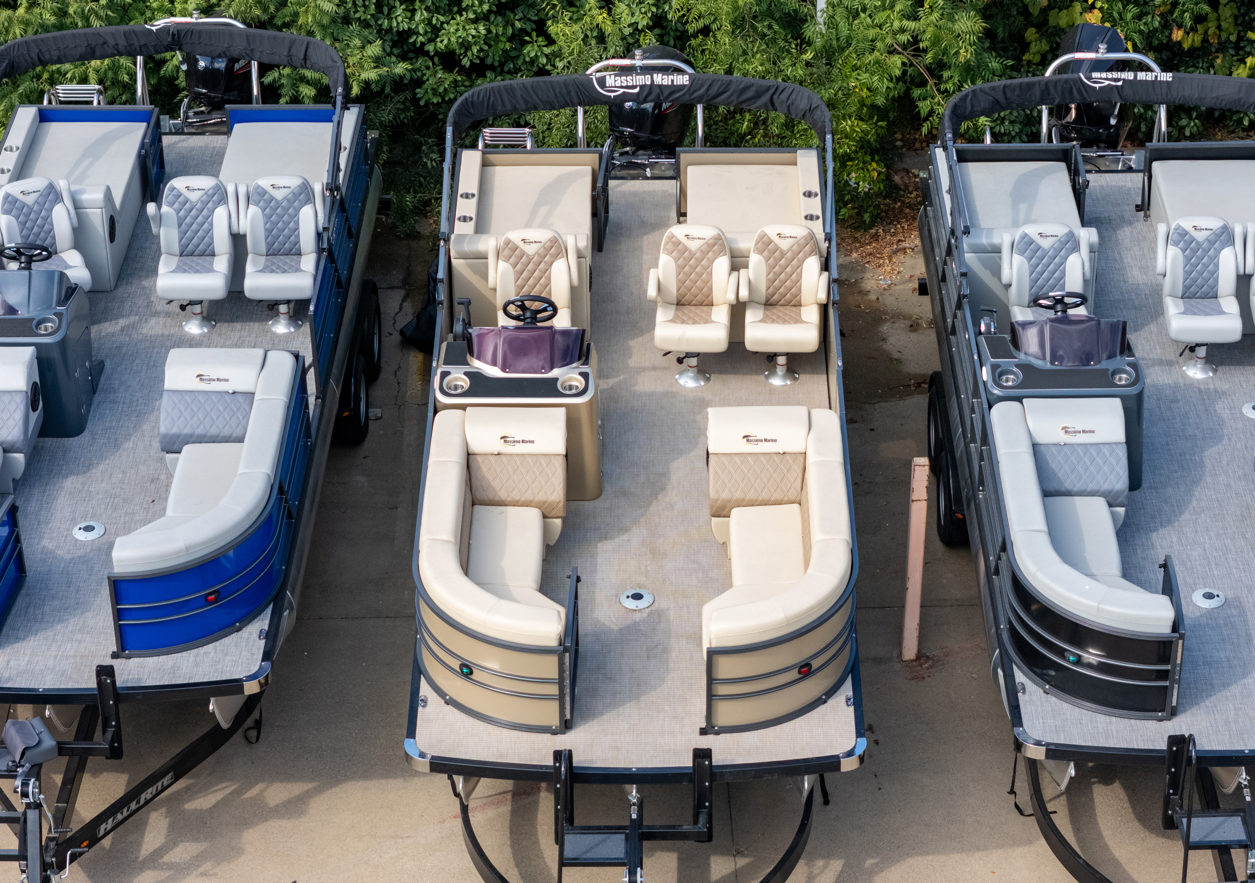 2024 T-24 Max Tritoon - Tan / Tan - 150HP | 20243 - Image 2