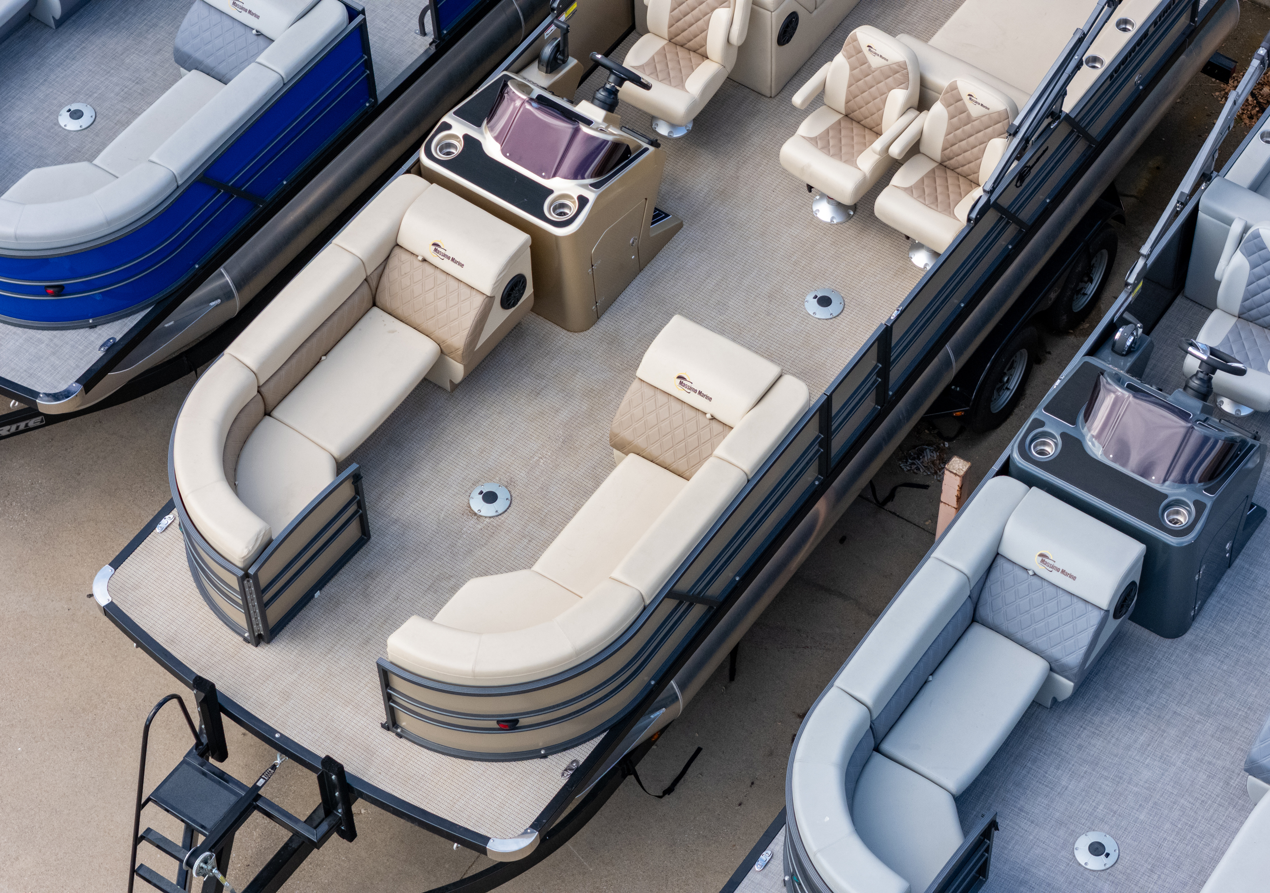 2024 T-24 Max Tritoon - Tan / Tan - 150HP | 20243 - Image 5
