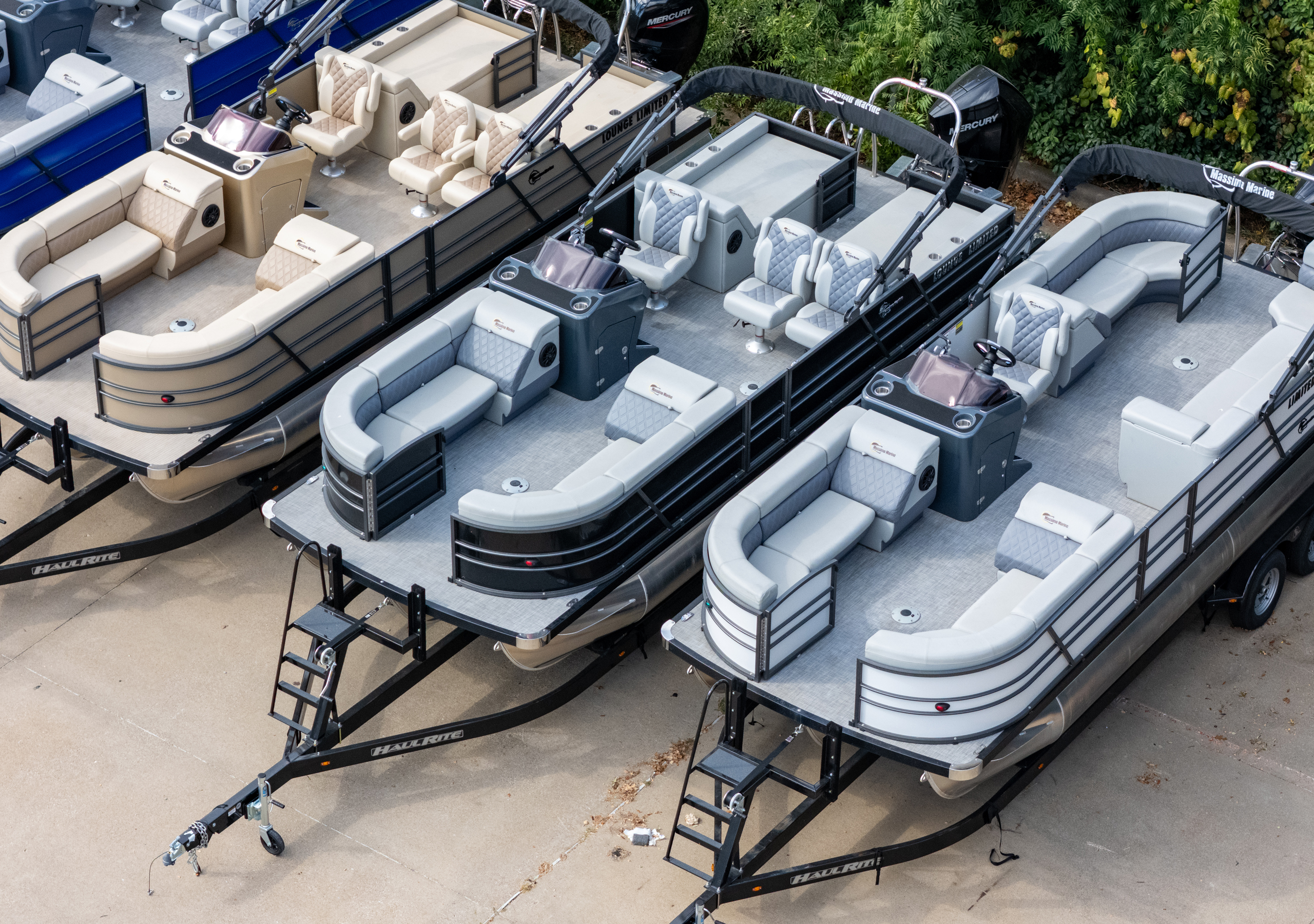 2024 T-24 Max Tritoon - Black / Gray - 250HP | 20244 - Image 3