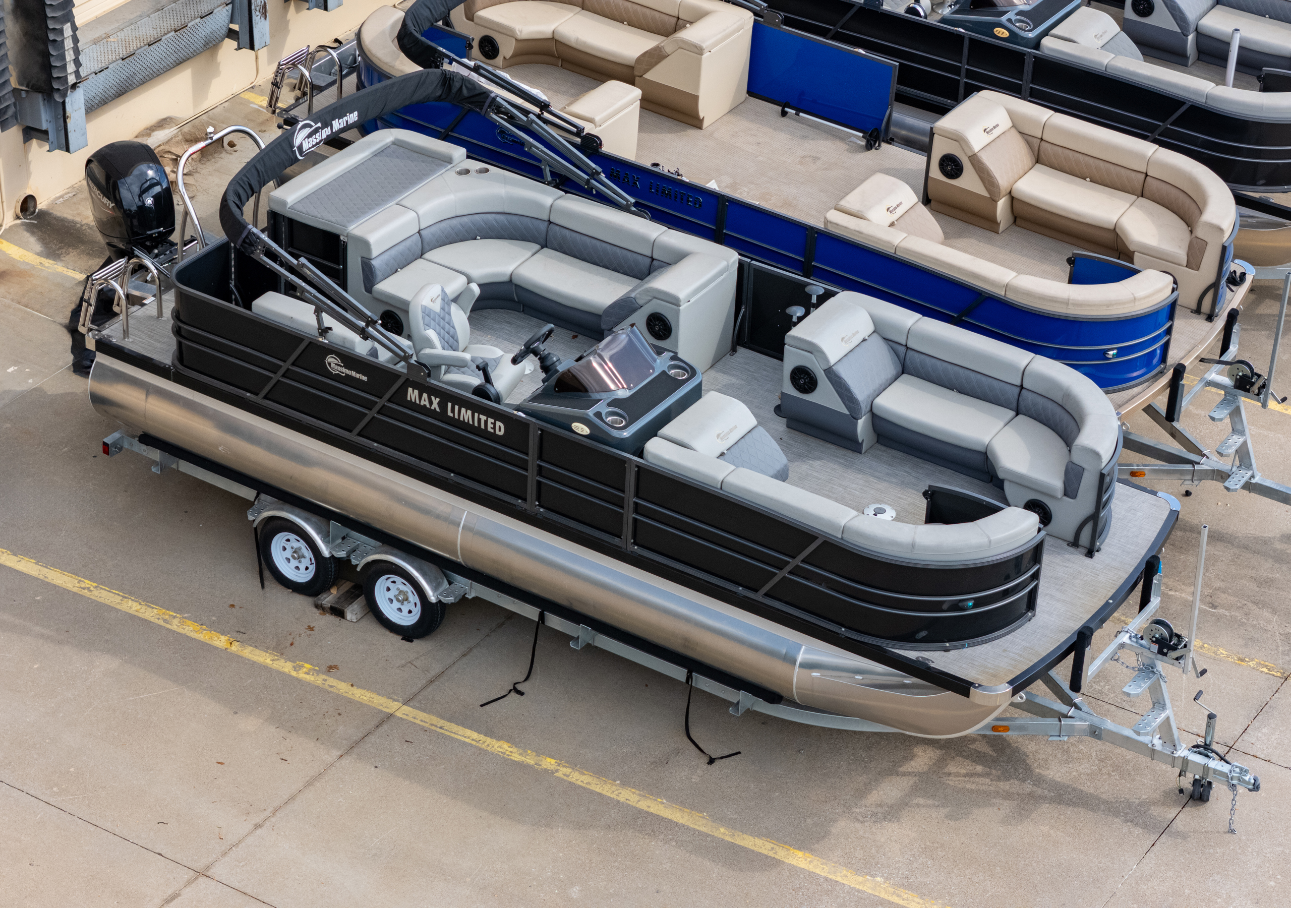 2024 T-24 Max Tritoon - Black / Gray - 150HP | 20246