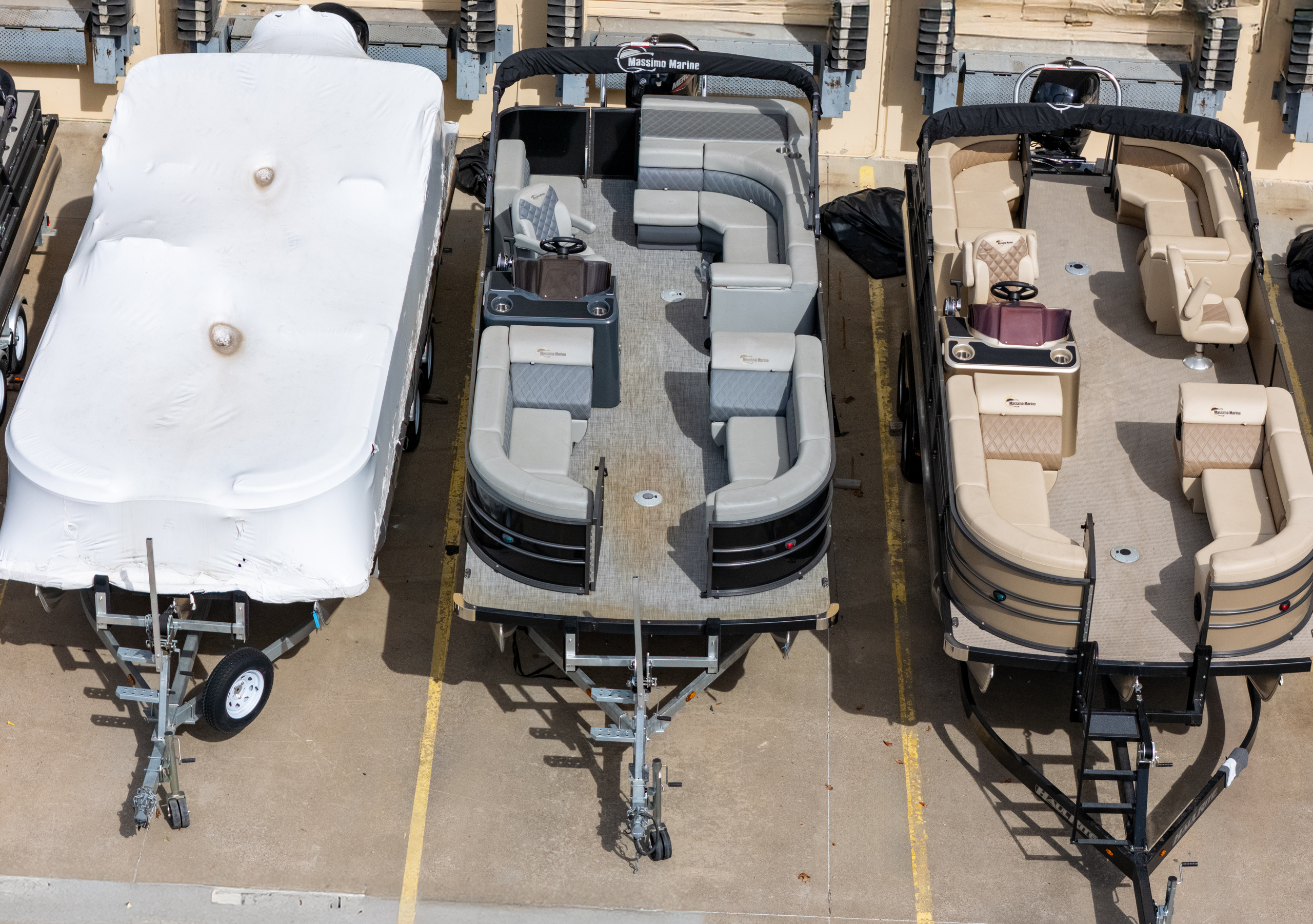 2024 P-24 Max Pontoon - Black / Gray - 150HP | 202410 - Image 2