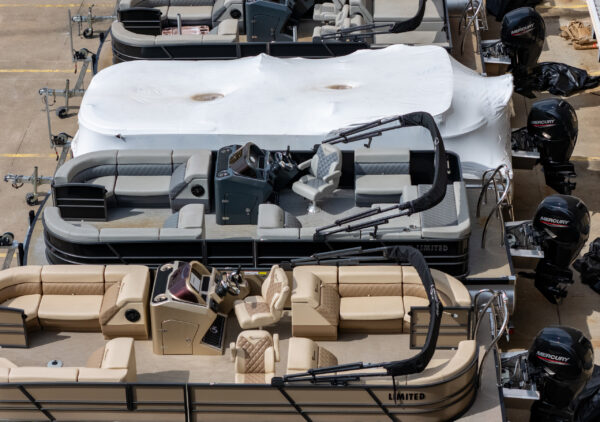 2024 P-24 Max Pontoon - Black / Gray - 150HP | 202410 - Image 4