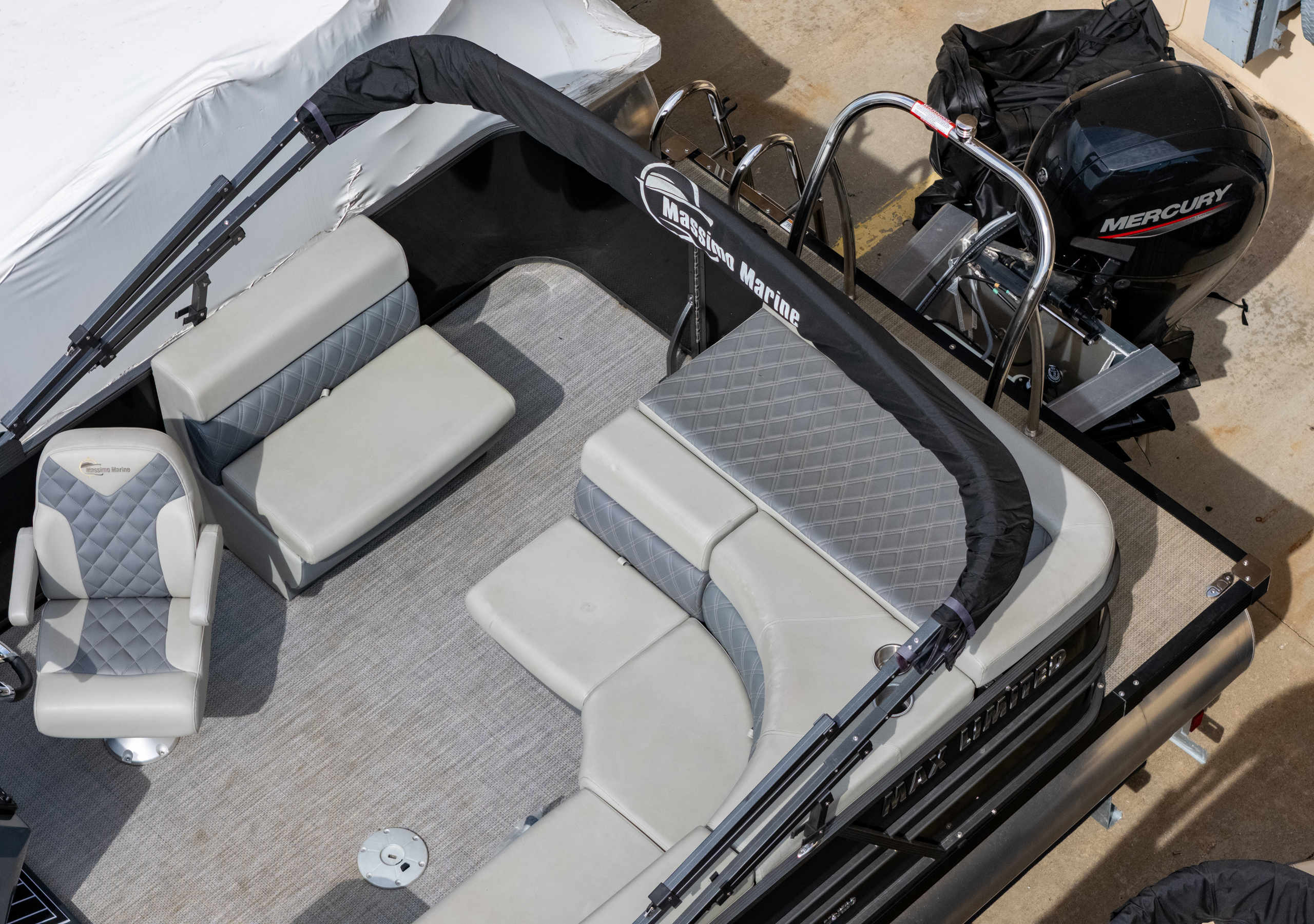 2024 P-24 Max Pontoon - Black / Gray - 150HP | 202410 - Image 8