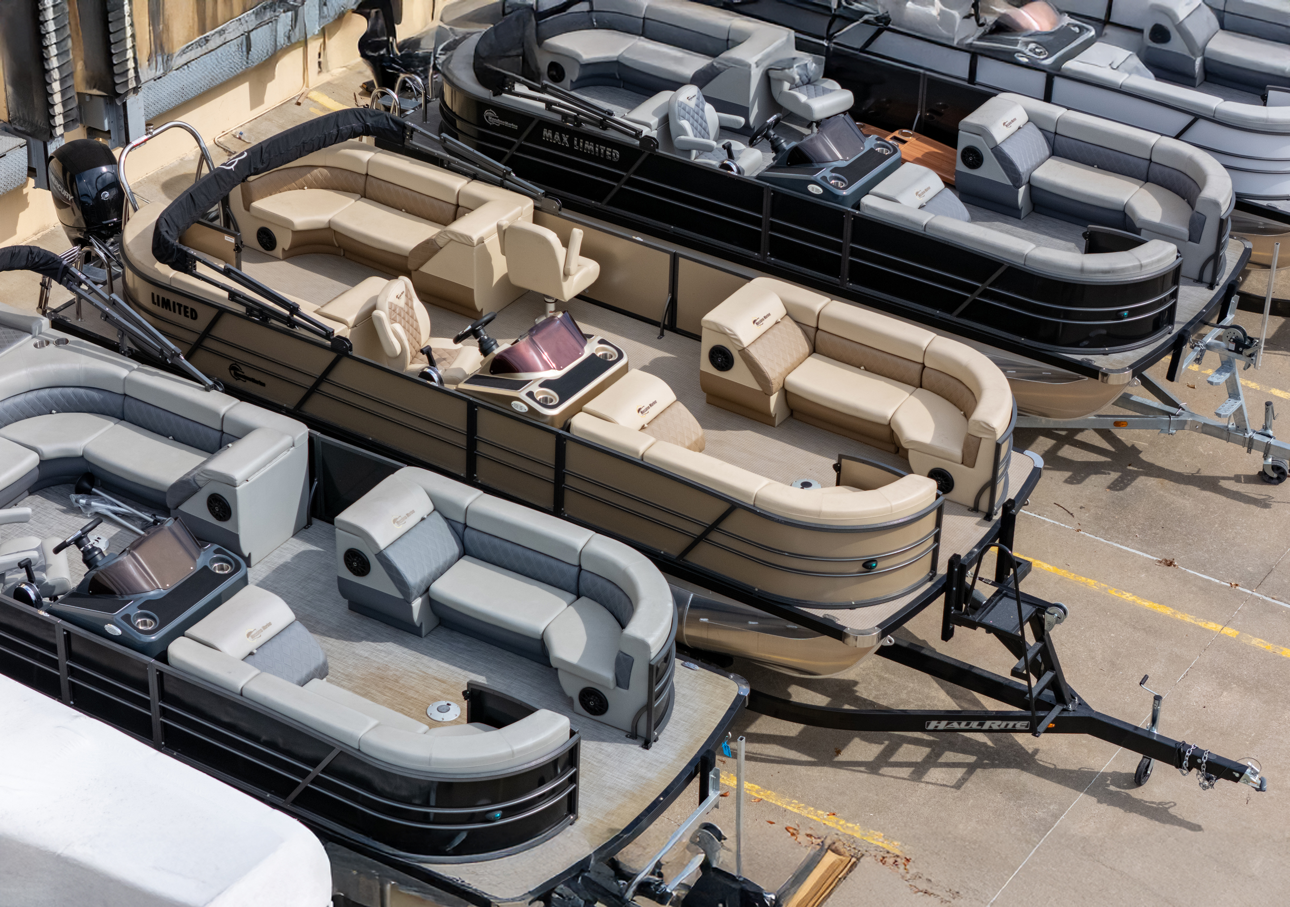 2024 T-24 Max Tritoon - Tan / Tan - 150HP | 202411