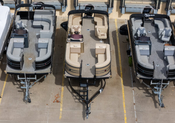 2024 T-24 Max Tritoon - Tan / Tan - 150HP | 202411 - Image 2