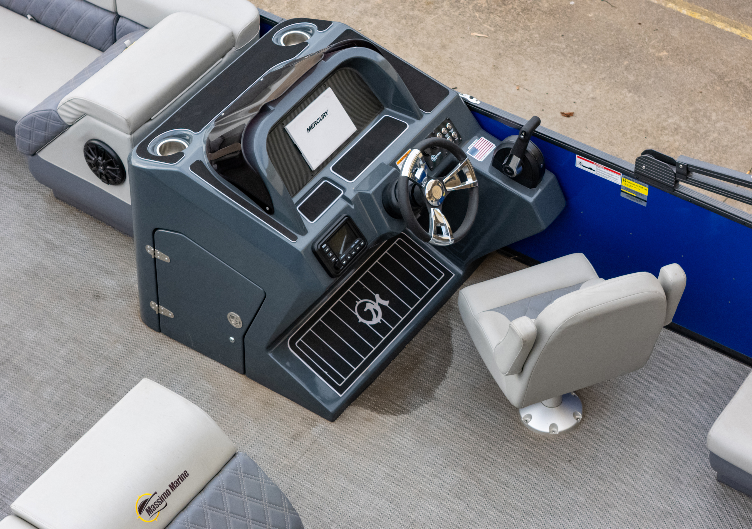 2024 T-24 Max Tritoon - White / Gray - 150HP | 202414 - Image 7