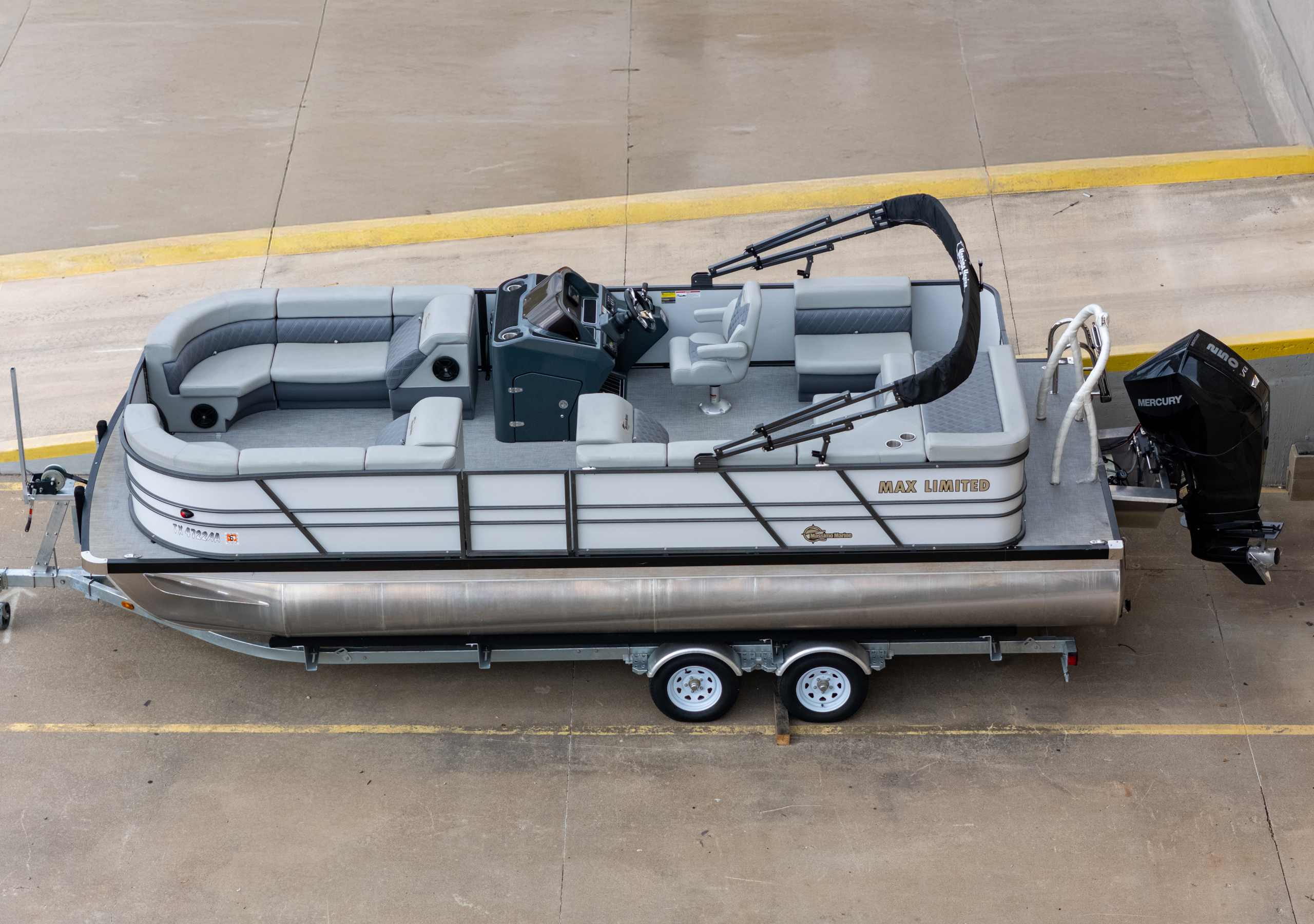 2024 T-24 Max Tritoon - White / Gray - 250HP | 202415 - Image 4